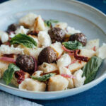 East-Coast-Panzanella-Salad_feature