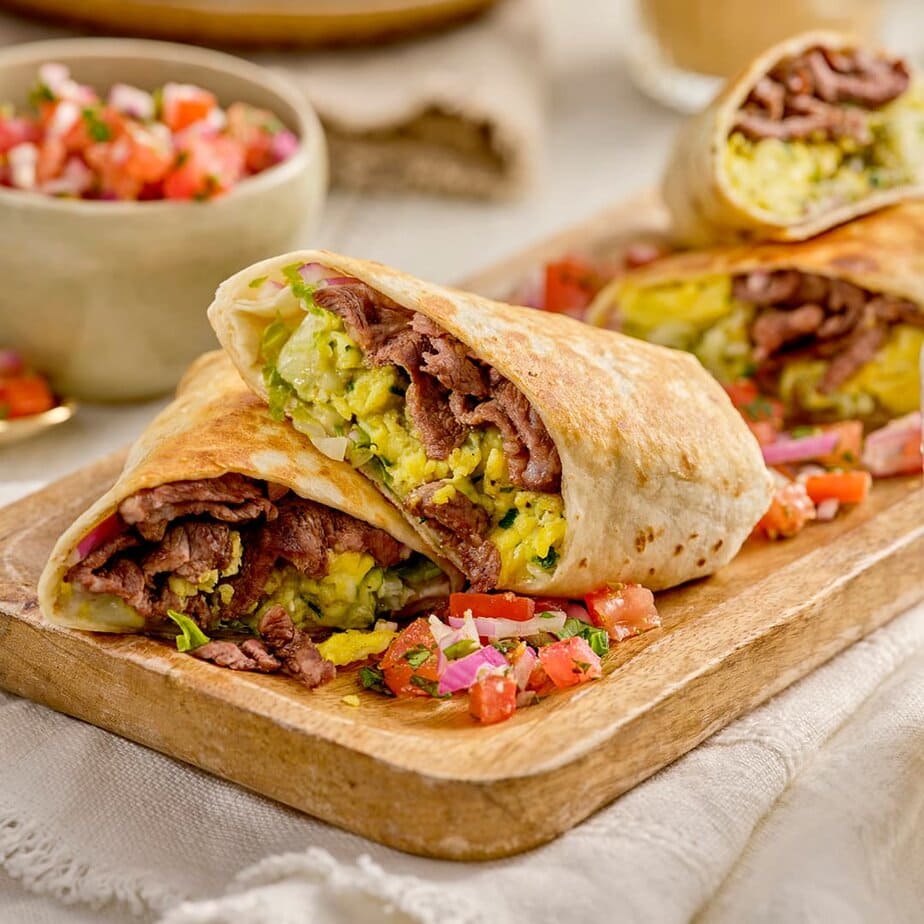Steak-and-Egg-Breakfast-Burrito